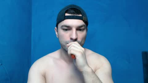 Alex online show from 8, 4, 2026