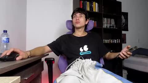 alex_connorr online show from 18, 11, 2025