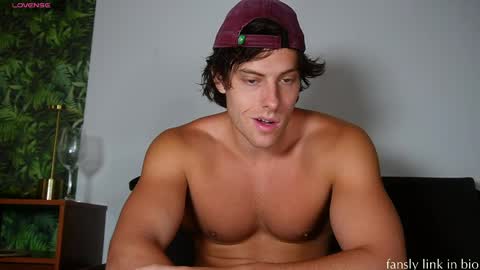 Snapshot of alex_islive chatting on 1, 5, 2026 Alex Stone online show from 1, 5, 2026