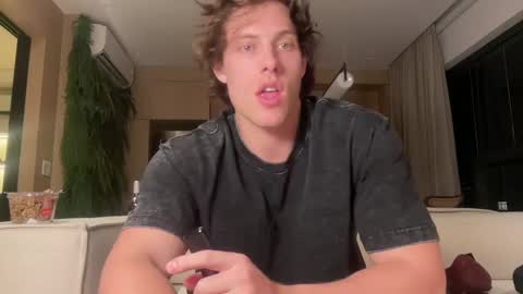 Snapshot of alex_islive chatting on 13, 5, 2026 Alex Stone online show from 13, 5, 2026