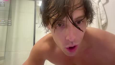 Snapshot of alex_islive chatting on 15, 5, 2026 Alex Stone online show from 15, 5, 2026