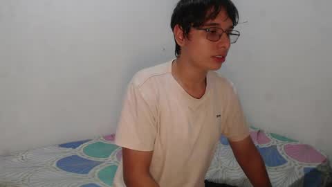 Snapshot of alex_laurentt chatting on 16, 5, 2026 Alex Laurentt online show from 16, 5, 2026