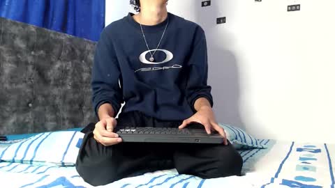 Snapshot of alex_mark_ chatting on 6, 4, 2026 alex_mark_ online show from 6, 4, 2026