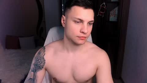 Snapshot of alex_milson chatting on 28, 12, 2024 alex_milson online show from 28, 12, 2024