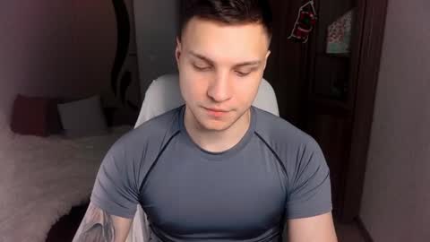 Snapshot of alex_milson chatting on 28, 12, 2024 alex_milson online show from 28, 12, 2024