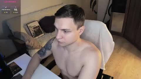 Snapshot of alex_milson chatting on 3, 10, 2025 alex_milson online show from 3, 10, 2025