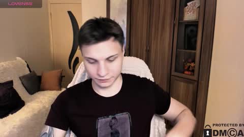 Snapshot of alex_milson chatting on 13, 11, 2025 alex_milson online show from 13, 11, 2025