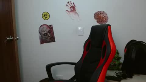 Snapshot of alex_parker07 chatting on 3, 11, 2025 Alex Parker online show from 3, 11, 2025