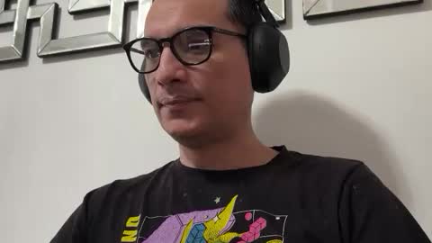 Snapshot of alex_ruiz_ chatting on 18, 6, 2026 Alex online show from 18, 6, 2026