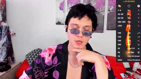 Snapshot of alex_wandhot chatting on 7, 11, 2025 Alex WandHot online show from 7, 11, 2025