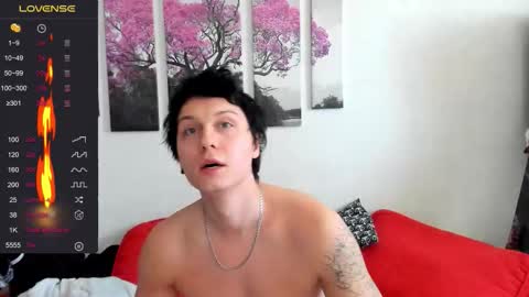 Snapshot of alex_wandhot chatting on 18, 11, 2025 Alex WandHot online show from 18, 11, 2025