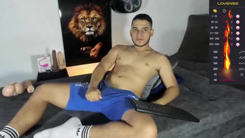 Snapshot of alex_woll11 chatting on 2, 2, 2025 Alex Woll online show from 2, 2, 2025