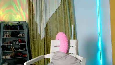 Snapshot of alexa472 chatting on 5, 7, 2026 Alexa online show from 5, 7, 2026