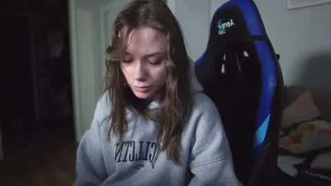 Snapshot of alexa_feels chatting on 21, 3, 2026 Little Duck homie online show from 21, 3, 2026