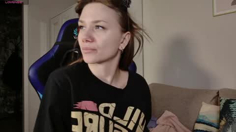 Snapshot of alexa_feels chatting on 11, 4, 2026 Little Duck homie online show from 11, 4, 2026