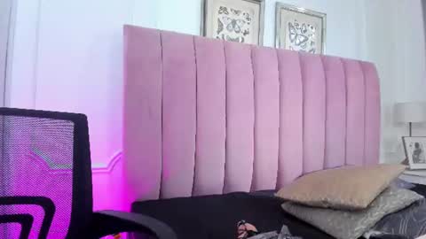 Snapshot of alexa_fox669 chatting on 19, 6, 2026 Alexa online show from 19, 6, 2026