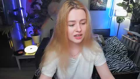 alexa_pirs online show from 4, 12, 2025