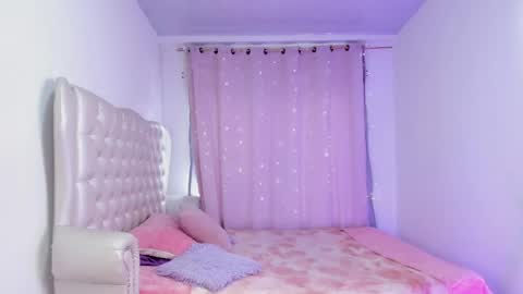   online show from 30, 9, 2025