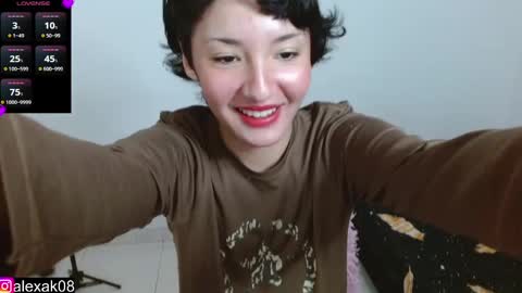 Snapshot of alexaa08 chatting on 17, 12, 2024 Alexandra 3 online show from 17, 12, 2024