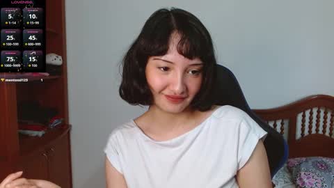 Snapshot of alexaa08 chatting on 10, 10, 2025 Alexandra 3 online show from 10, 10, 2025