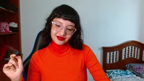 Snapshot of alexaa08 chatting on 31, 10, 2025 Alexandra 3 online show from 31, 10, 2025