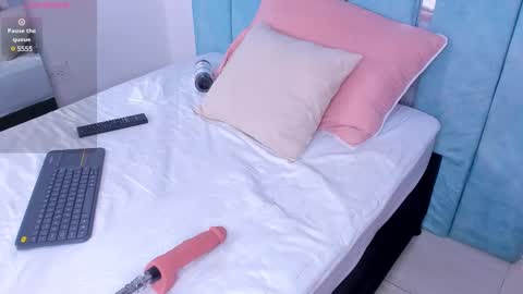 alexaa_small online show from 12, 2, 2025