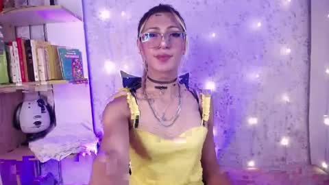 Snapshot of alexaavandercloude chatting on 18, 4, 2026 alexaavandercloude online show from 18, 4, 2026