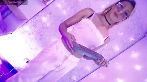 Snapshot of alexaavandercloude chatting on 24, 4, 2026 alexaavandercloude online show from 24, 4, 2026