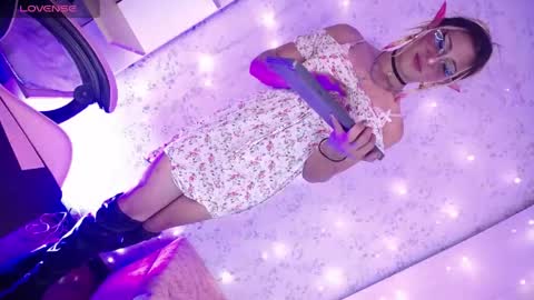 Snapshot of alexaavandercloude chatting on 28, 4, 2026 alexaavandercloude online show from 28, 4, 2026
