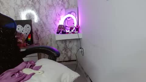 Alexa Fontana online show from 8, 3, 2026