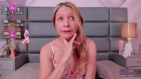 Snapshot of alexafoxx_ chatting on 31, 5, 2026 online show from 31, 5, 2026