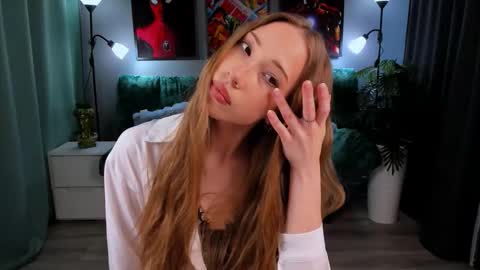 AlexaHarmon online show from 24, 11, 2025