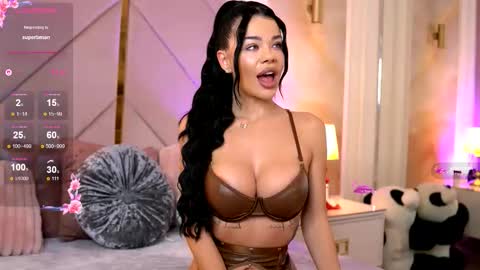 Snapshot of alexaheyess chatting on 21, 10, 2025 Alexa online show from 21, 10, 2025