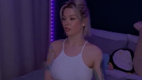 Snapshot of alexamason chatting on 2, 3, 2026 Alexa Mason online show from 2, 3, 2026