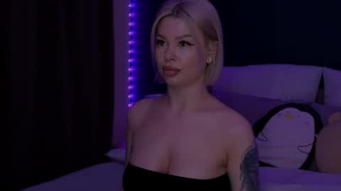 Snapshot of alexamason chatting on 10, 4, 2026 Alexa Mason online show from 10, 4, 2026