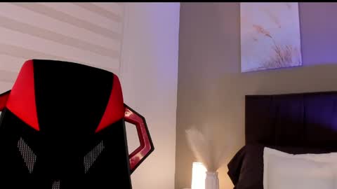 Alexander Diaz online show from 8, 4, 2026