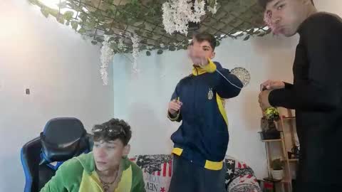 Snapshot of alexandluke1 chatting on 28, 10, 2025 chicos hot online show from 28, 10, 2025