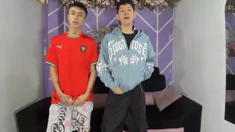 chicos hot online show from 23, 3, 2026