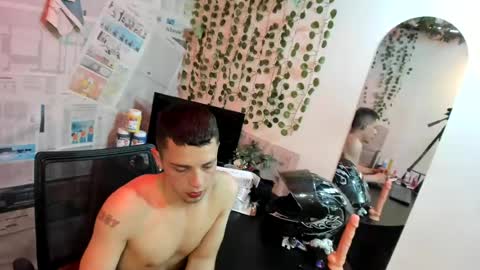 chicos hot online show from 8, 7, 2026
