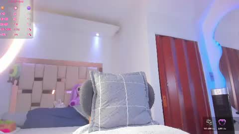alexandra_holms1 online show from 6, 7, 2026