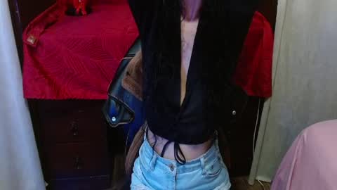 Snapshot of alexandra_jonas chatting on 4, 4, 2026 alexandra_jonas online show from 4, 4, 2026