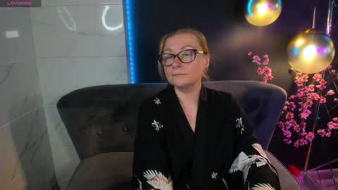 Alexandra online show from 6, 1, 2025