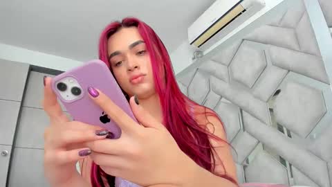 Snapshot of alexandra_wonder69x chatting on 4, 5, 2026 Alexandra ig alexandraax09 online show from 4, 5, 2026