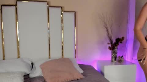 alexandraa_gomez online show from 29, 9, 2025