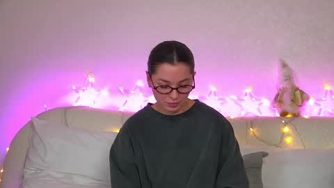 Snapshot of alexandrabloom chatting on 18, 12, 2024 AlexandraBloom online show from 18, 12, 2024