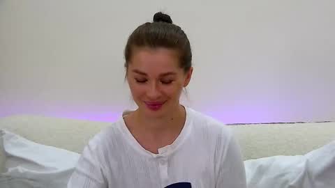 Snapshot of alexandrabloom chatting on 1, 10, 2025 AlexandraBloom online show from 1, 10, 2025