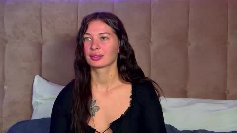 Snapshot of alexandrabloom chatting on 6, 10, 2025 AlexandraBloom online show from 6, 10, 2025