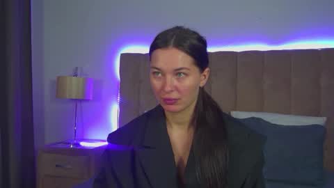 Snapshot of alexandrabloom chatting on 30, 11, 2025 AlexandraBloom online show from 30, 11, 2025