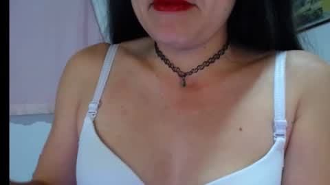 alexandrasaen online show from 10, 11, 2025