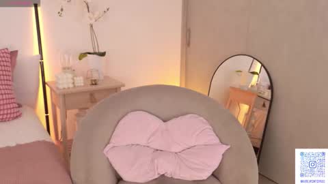 Snapshot of alexaporter chatting on 23, 9, 2025 Alexa online show from 23, 9, 2025